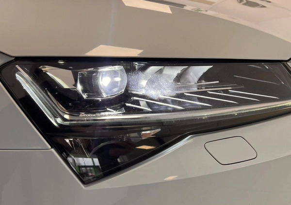 Skoda Superb cena 89900 przebieg: 137926, rok produkcji 2019 z Jastrzębie-Zdrój małe 277